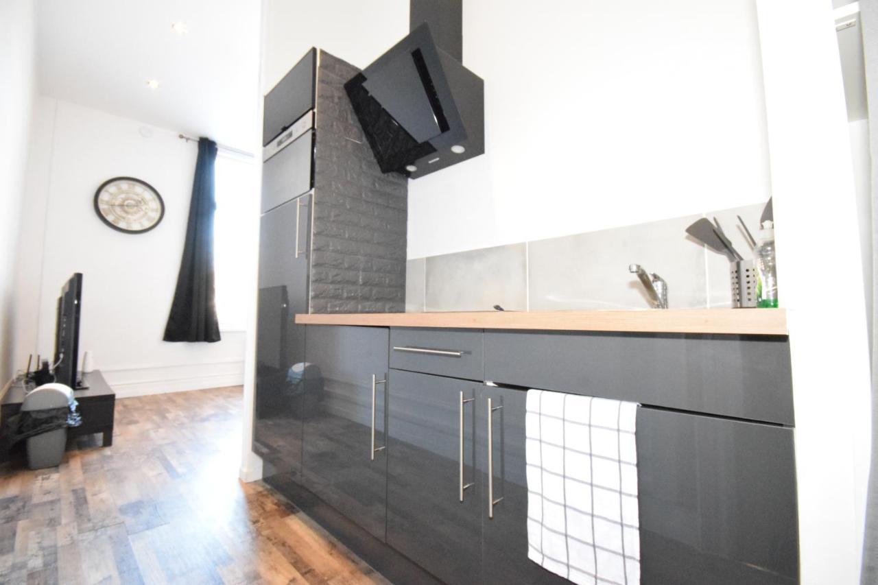 Lerelaisdodile11 - Bel Appart Chic Indust - Hypercentre - Tram 瓦朗西纳 外观 照片